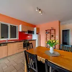 In Karbuni With House Sea View Apartment