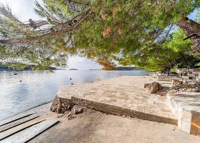 公寓 In Karbuni With House Sea View *