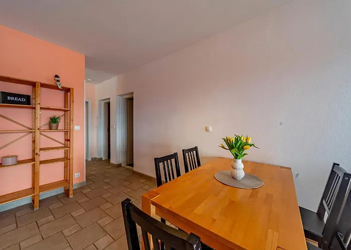 In Karbuni With House Sea View *