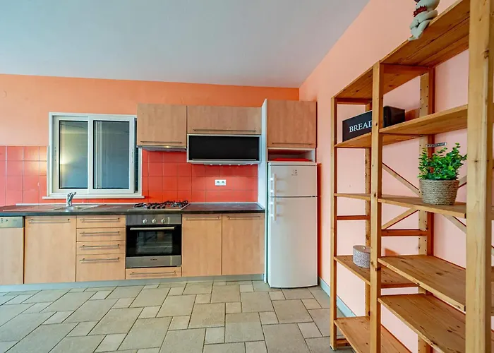 In Karbuni With House Sea View * Potirna