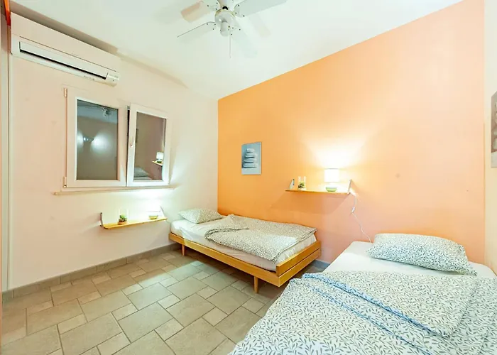 In Karbuni With House Sea View Potirna